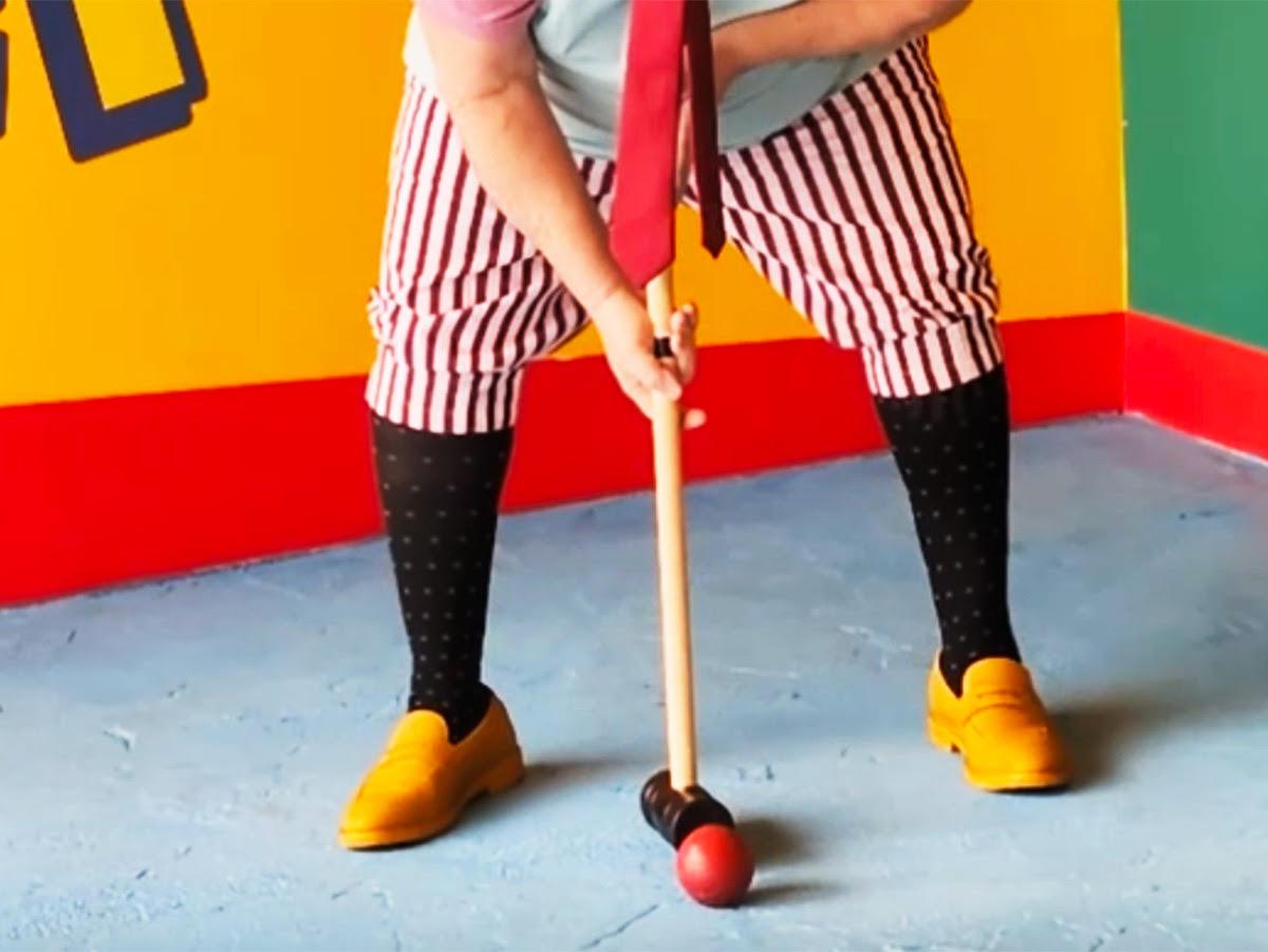 croquet swinjg.jpg